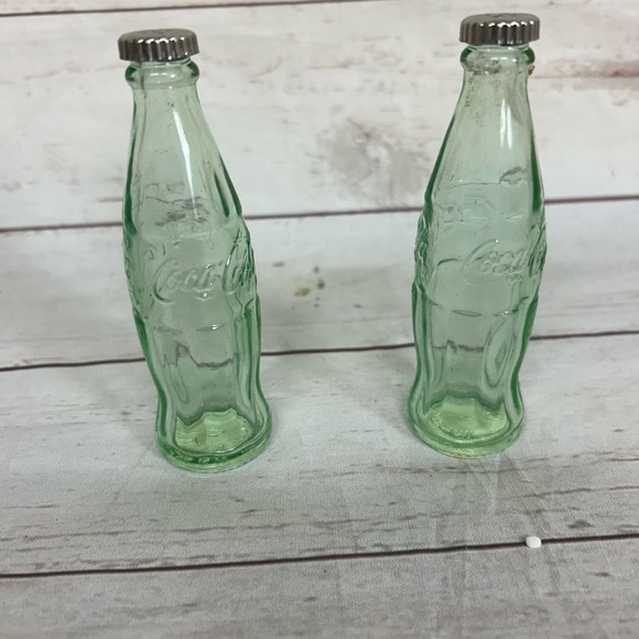 Coca Cola Bottle Salt And Pepper Shakers 4 3/8” Tall Green Glass Clean - Picture 5 of 7